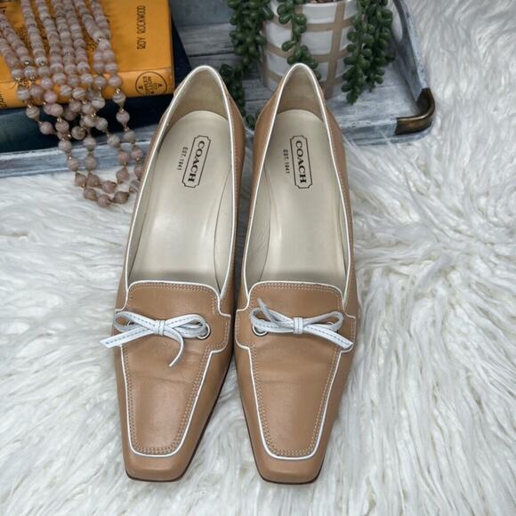 Coach | Marcella Kitten Heel | Size 8.5 - Picture 2 of 16